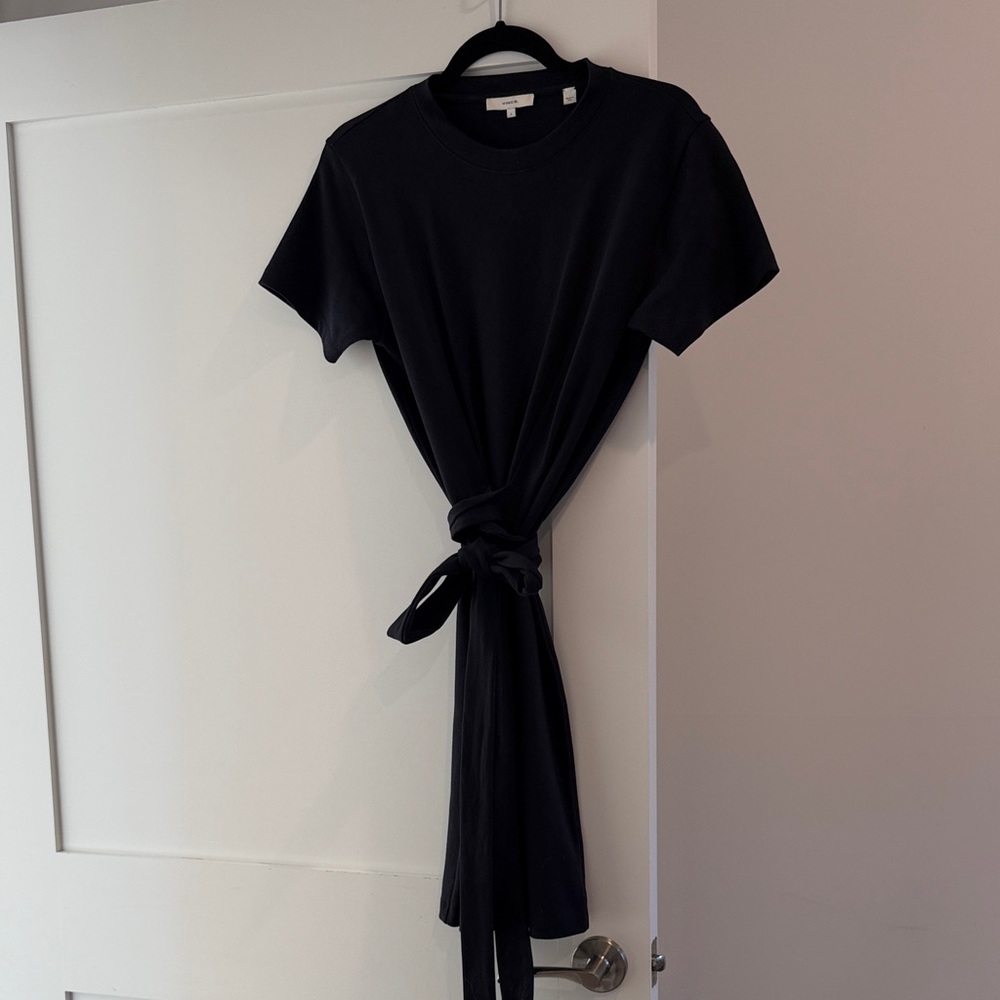 Vince Black Short Sleeve Tie-Waist Dress